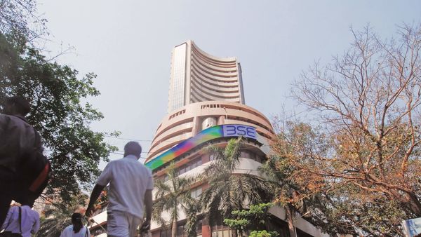 Chinese Equities Soar: Hong Kong Market Responds To Trade Optimism Chinese Equities Soar: Hong Kong Market Responds To Trade Optimism