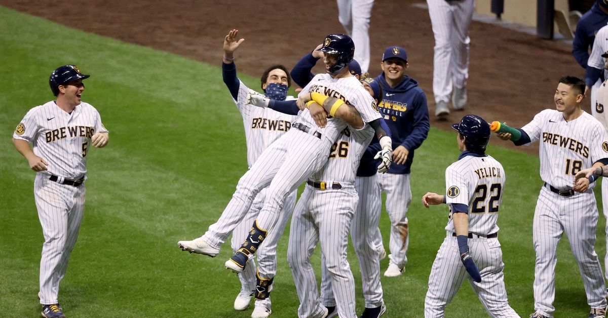 Diamondbacks' Five-Run Rally: Walk-Off Win Over Brewers Diamondbacks' Five-Run Rally: Walk-Off Win Over Brewers