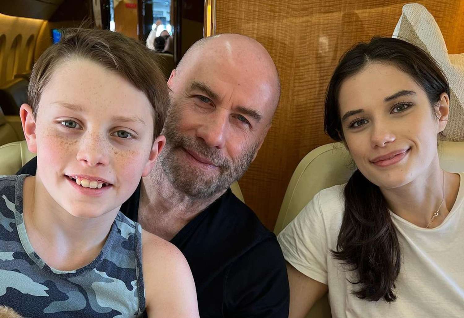 Ella Travolta: Iznenađujuća Ljepota Kćeri Johna Travolte Ella Travolta: Iznenađujuća Ljepota Kćeri Johna Travolte