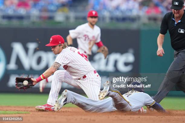 Four-Inning Fury: Milwaukee Steals Nine Bases, Sets New Record Four-Inning Fury: Milwaukee Steals Nine Bases, Sets New Record