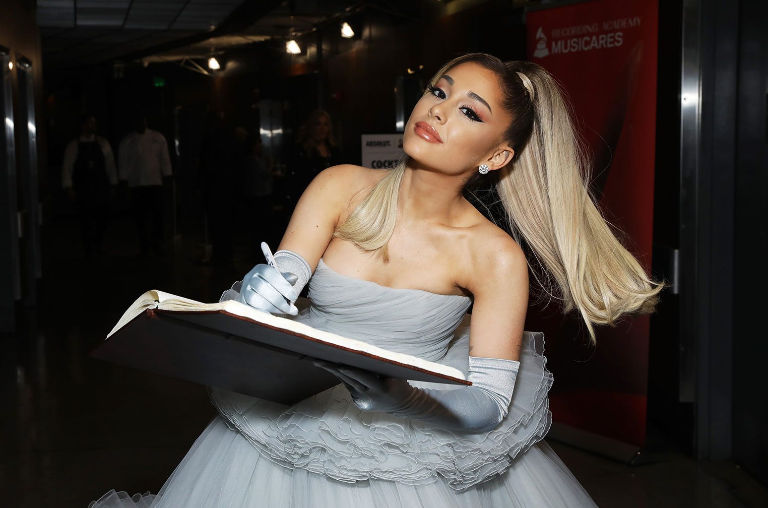 The Story Behind Ariana Grande's Drastic Hair And Tattoo Changes The Story Behind Ariana Grande's Drastic Hair And Tattoo Changes
